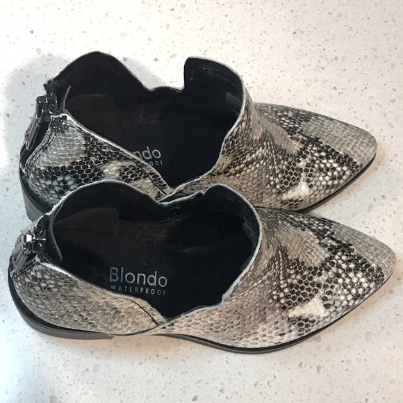 🔴 4/$15 BLONDO Waterproof Black & Gray Snakeskin Ankle Booties size 6.5 in EUC - Picture 8 of 14